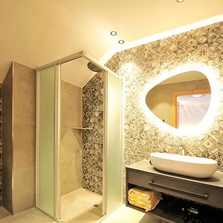 Chesa Monte מלון דירות אישגל