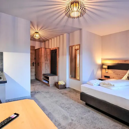 Chesa Monte Aparthotel 4*