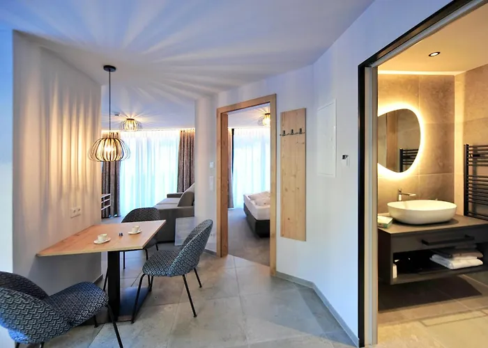 Aparthotel Chesa Monte