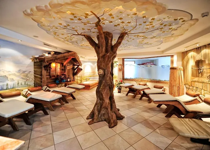 Chesa Monte Aparthotel 4*