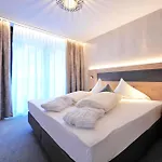 Chesa Monte Aparthotel Ischgl