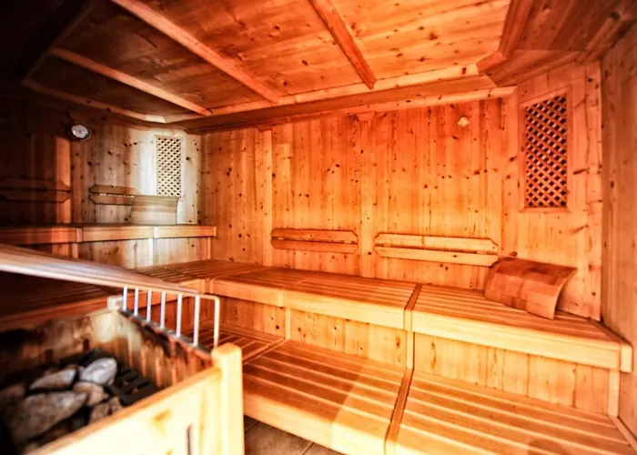 Ξενοδοχείο με διαμερίσματα Chesa Monte Ισγκλ